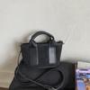 High-end niche bag women's autumn and winter new matte retro messenger bag casual portable bucket bag