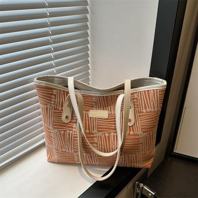 Simple and Fashionable Large Capacity Commuting Bag Summer New Fashion Casual Tote Bag Casual and Fashionable Shoulder Bag