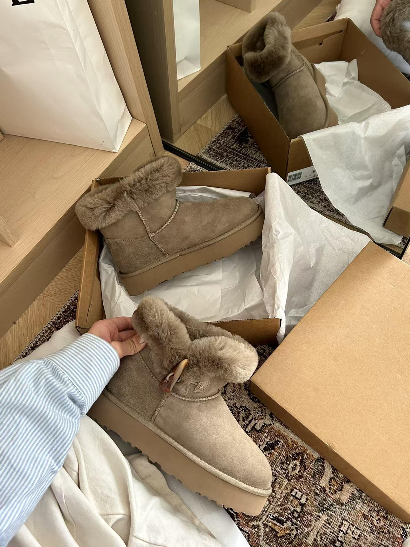 

Henan velvet thickened leather horn buckle thick-soled snow boots women s 2025 winter short boots 40