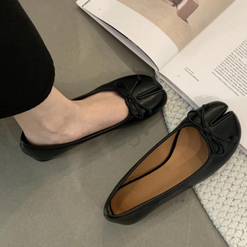 2025 New Brand Women Flats Soft Ballet Shoes Slip on Loafers Soft Moccasins Tabi Ninja Casual Shoes Mujer Ladies Shoes