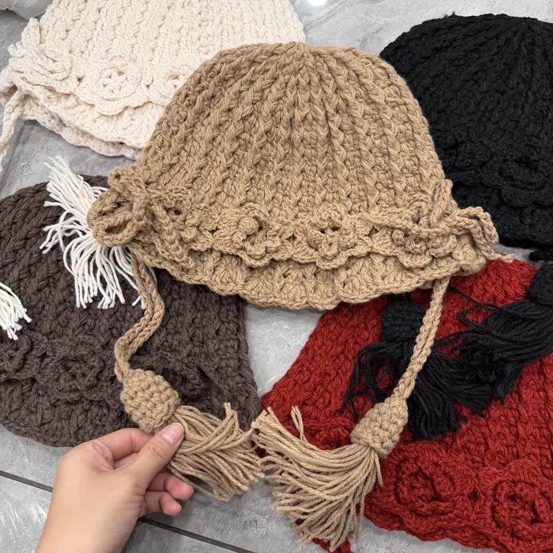 New Retro Flower Hand-woven Braided Wool Hat Women's Autumn and Winter Warm Lace Fringed Knitted Hat