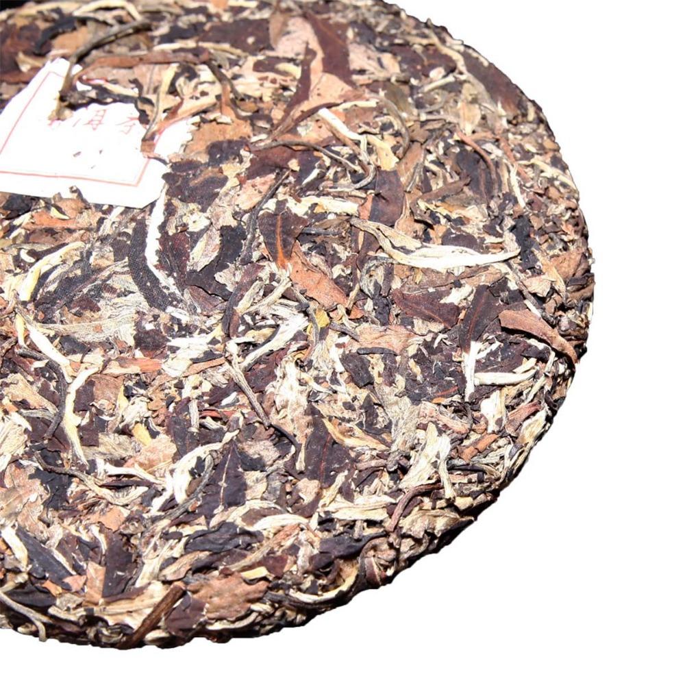 Yunnan Raw Pu-erh Tea Cake 357g Moonlight White Yue Guang Bai