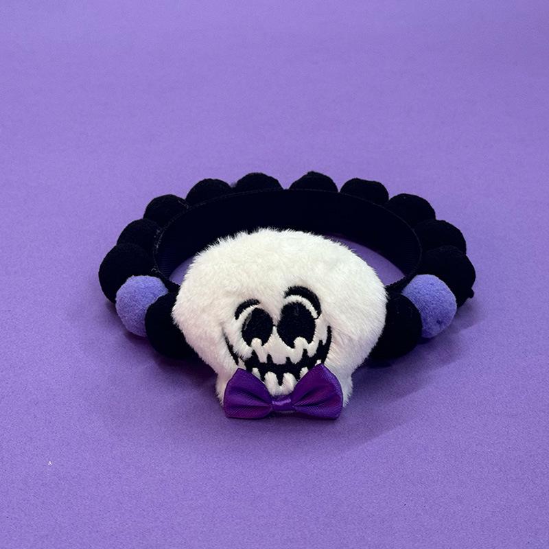 

Halloween Pet Pompon Collar: Velcro Pumpkin Ghost Decoration for Cats & Dogs S (15 cm)