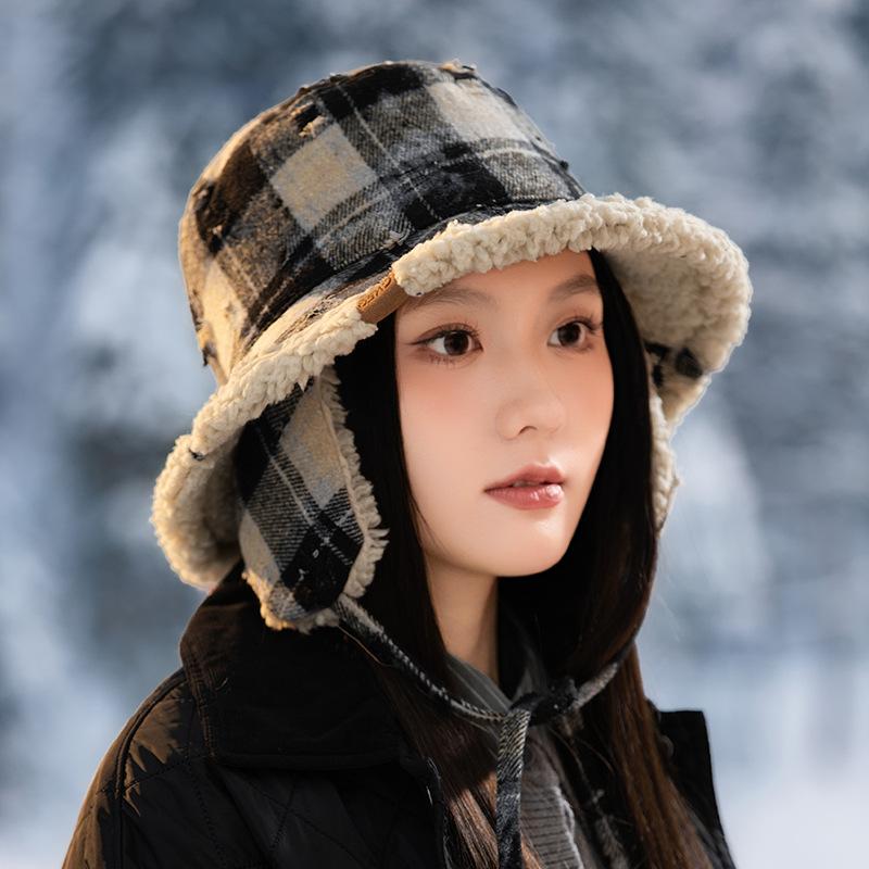 Winter Hat for Women Japanese Retro Thickened Fisherman Hat Plaid Windproof Warm Ear Protection Hat Casual Versatile Plush Hat