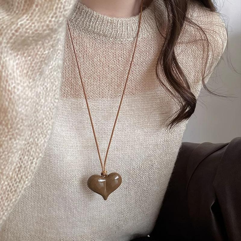 Retro Autumn and Winter Long Necklace Women's High-end Sweater Chain Niche Design Accessories