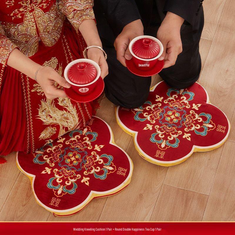 Red Wedding Kneeling Cushions for Tea Ceremony and Bride's Address Change - Complete Cotton Set.