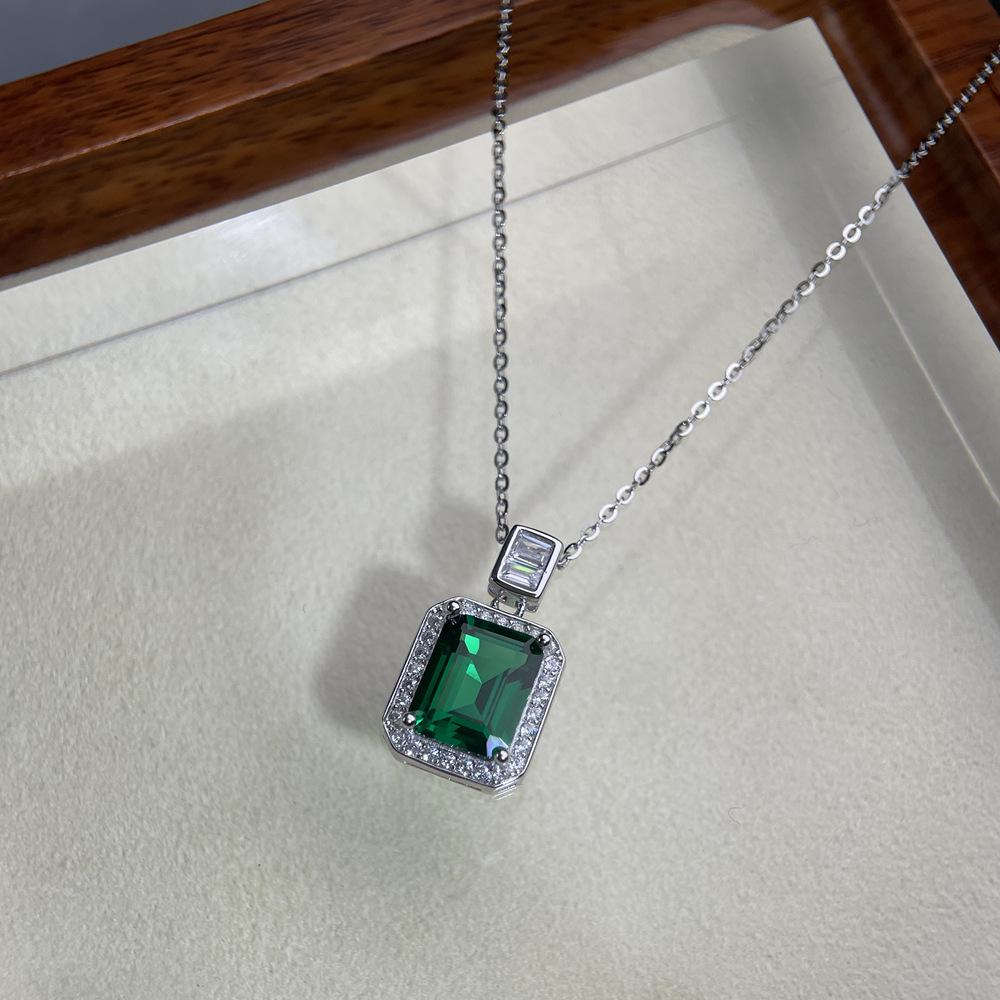 2026 Rectangular Simulated Emerald Pendant Necklace for Women - S925 Sterling Silver, High-End Fashionable Light Luxury, European & American Style