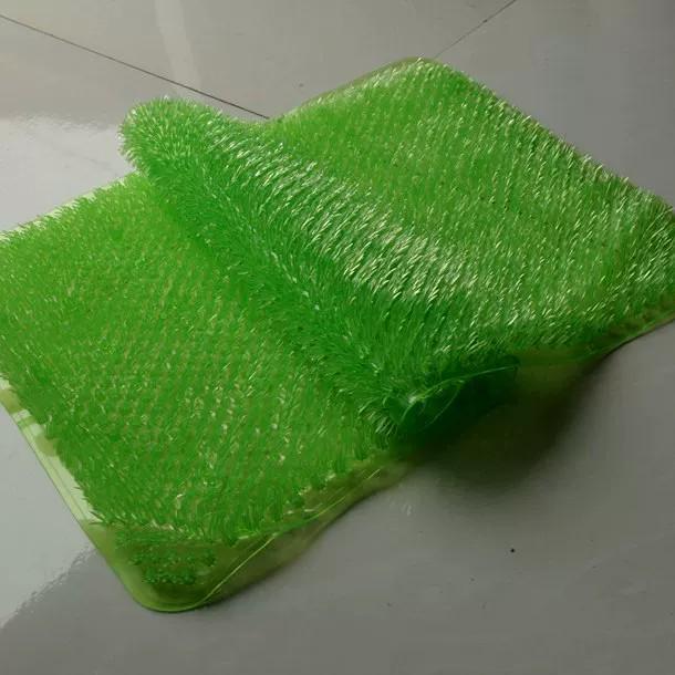Soft Anti-Slip Shower and Bath Mat with Suction Cups