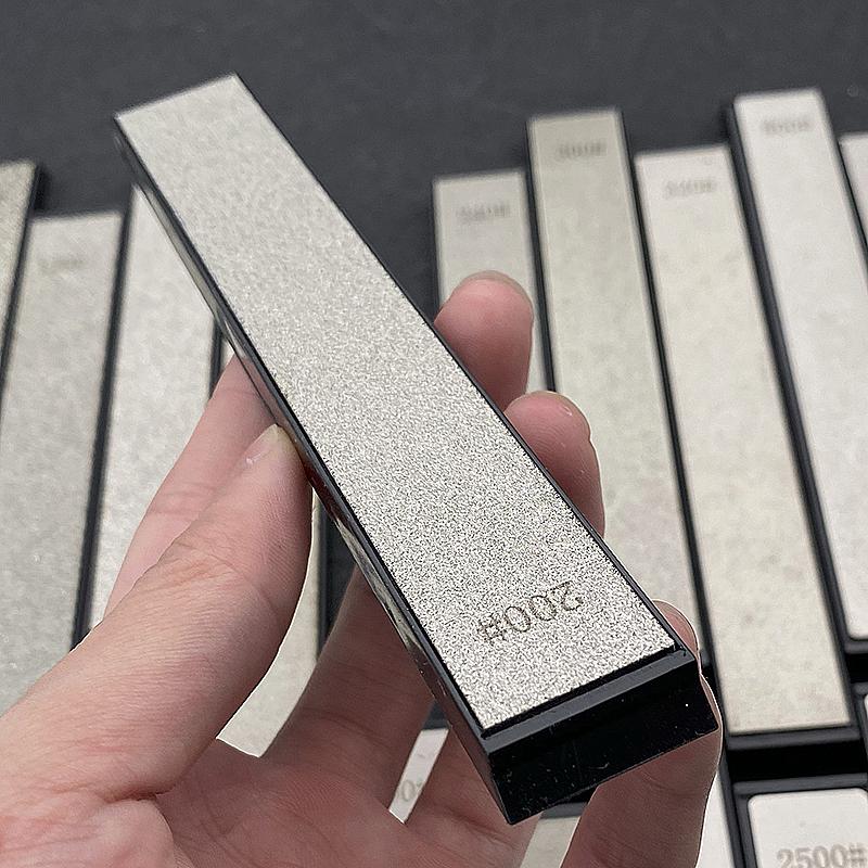 Sistema di affilatura per coltelli da cucina con pietra diamantata 3000# Affilacoltelli professionale ad angolo fisso Strumento ausiliario Pietra per affilare domestica