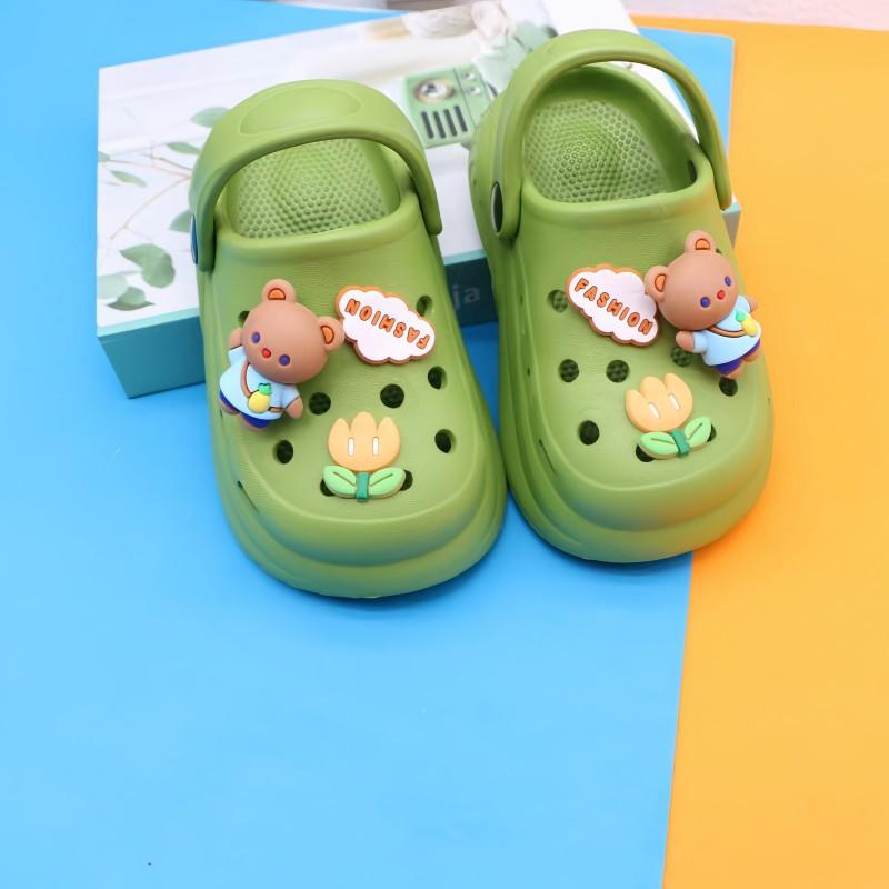 

Boys hole shoes summer baby wear non-slip mini cartoon EVA high elastic strawberry bear boy bag head sandals 200 yards [suitable for 32-33 feet] зелений