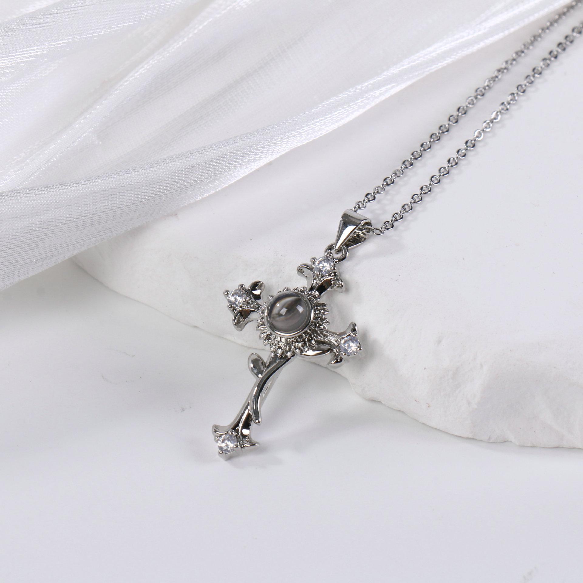 

100 Languages I Love You Cross Sunflower Projection Necklace - High-Definition Color Pendant Birthday Gift срібний