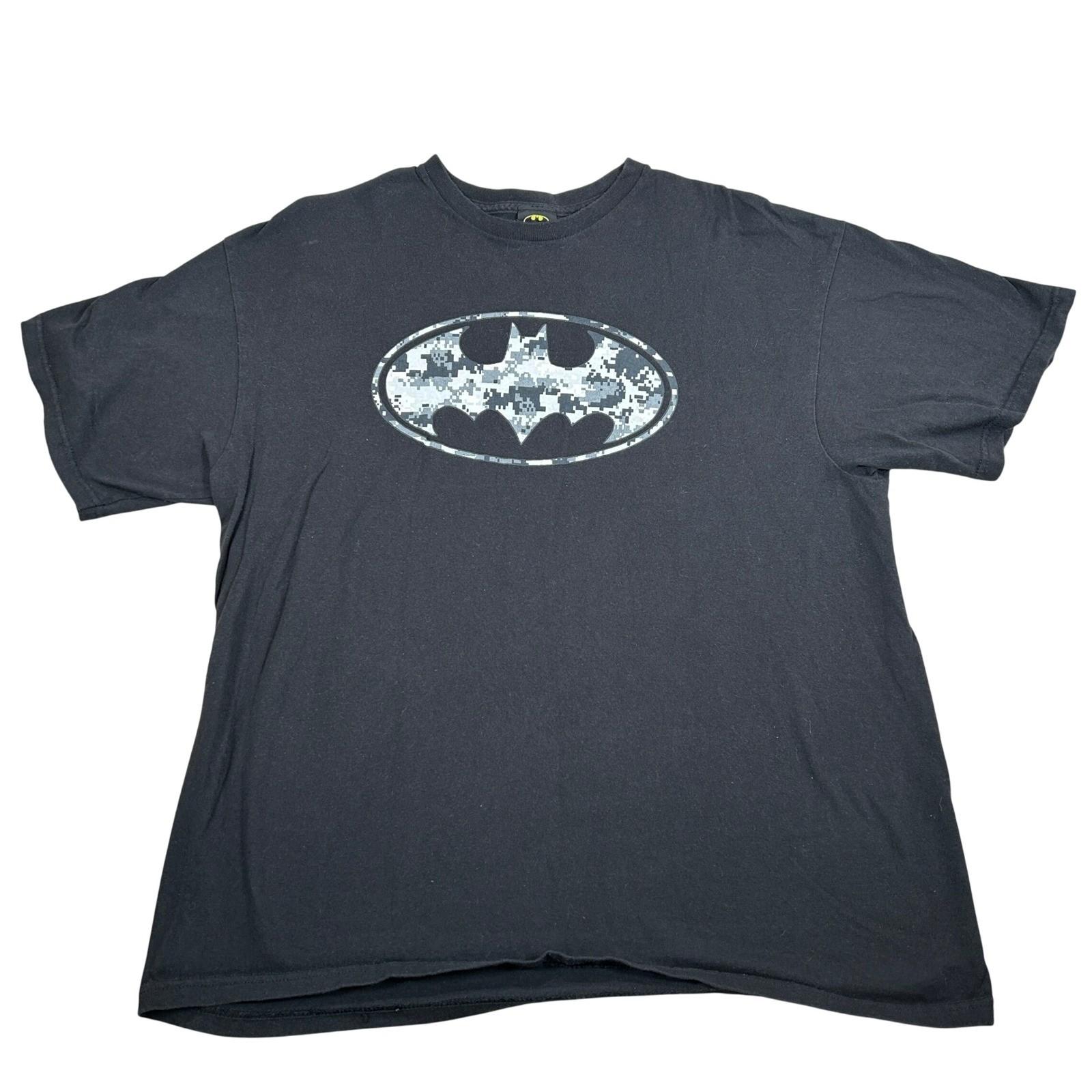 Batman T Shirt Mens Large Black Digital Camo Bat Symbol Graphic Tee XL Unisex T-Shirt XXXL