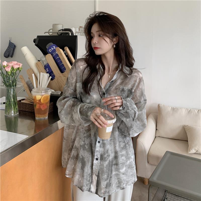 

Тонкие блузки Мода Повседневный Корейский уличный стиль Принт тай-дай Весна Лето Пуговицы Отложной воротник Женская одежда S серый