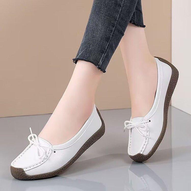 2025 New Spring Doudou Shoes Women's Beef Tendon Soles Single Shoes One Pedal Mother Shoes Casual Flat Work Shoes