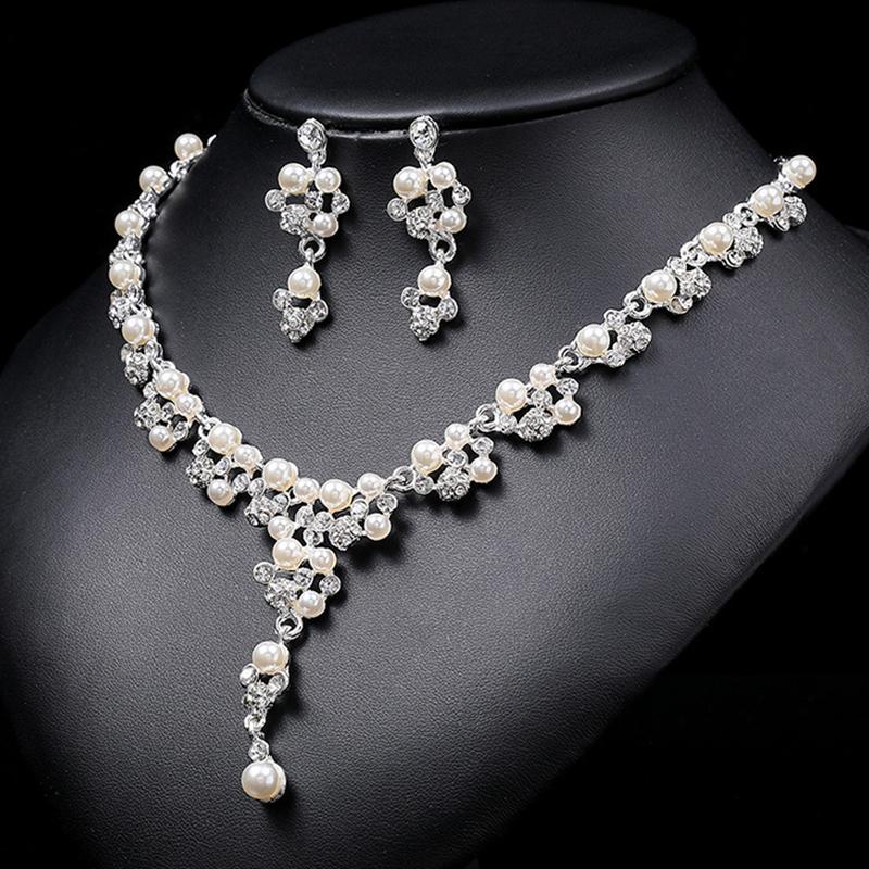 3pcs Zircon Necklace Set for Women Light Luxury Euro Versatile Layering Chains Sweater Bone Lock Alloy Bridal Zircon Set