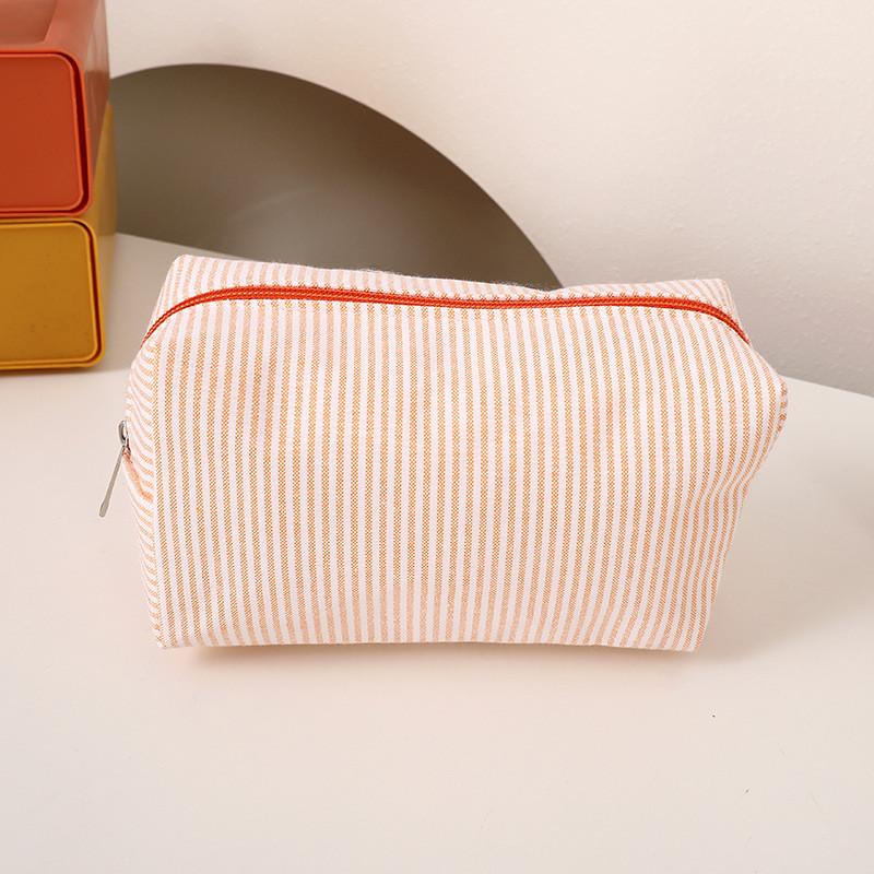 Student Grid Pattern Triangle Pencil Case With Striped Fabric For Portable School Supplies