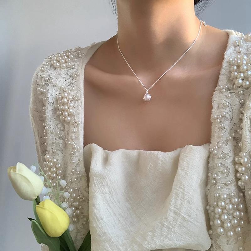 Trendy and Fashionable Thin Chain Pendant Necklace, Simple and Elegant Design, Versatile Jewelry for Girls, Exquisite Accessories for Daily Commuting