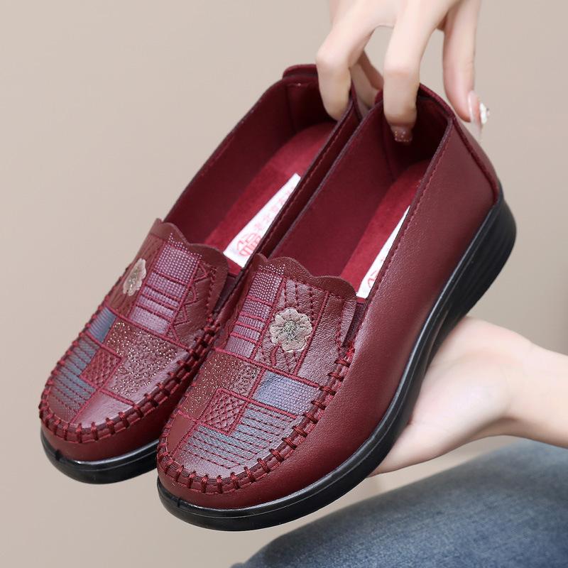 Mom shoes middle-aged and elderly comfortable soft-soled women's single shoes old Beijing cloth shoes women's shoes non-slip soft-soled one-pedal gra