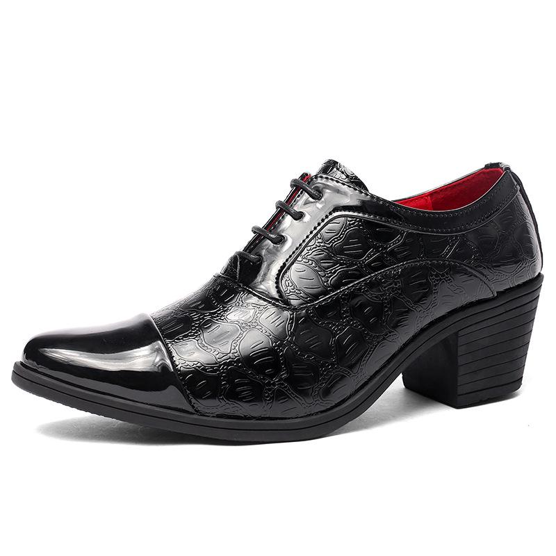 Retro Style Men's Pointed Leather Dress Shoes - Shiny, Height-Increasing, Plus Size Fashion for Hairstylists.