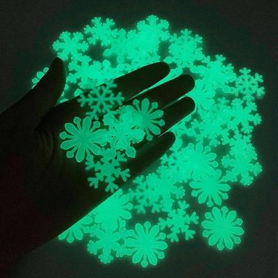 50Pcs Luminous Snowflake Wall Stickers Glow In The Dark Decal for Kids Baby Rooms Bedroom Christmas Home Decoration Navidad 2024 KTY