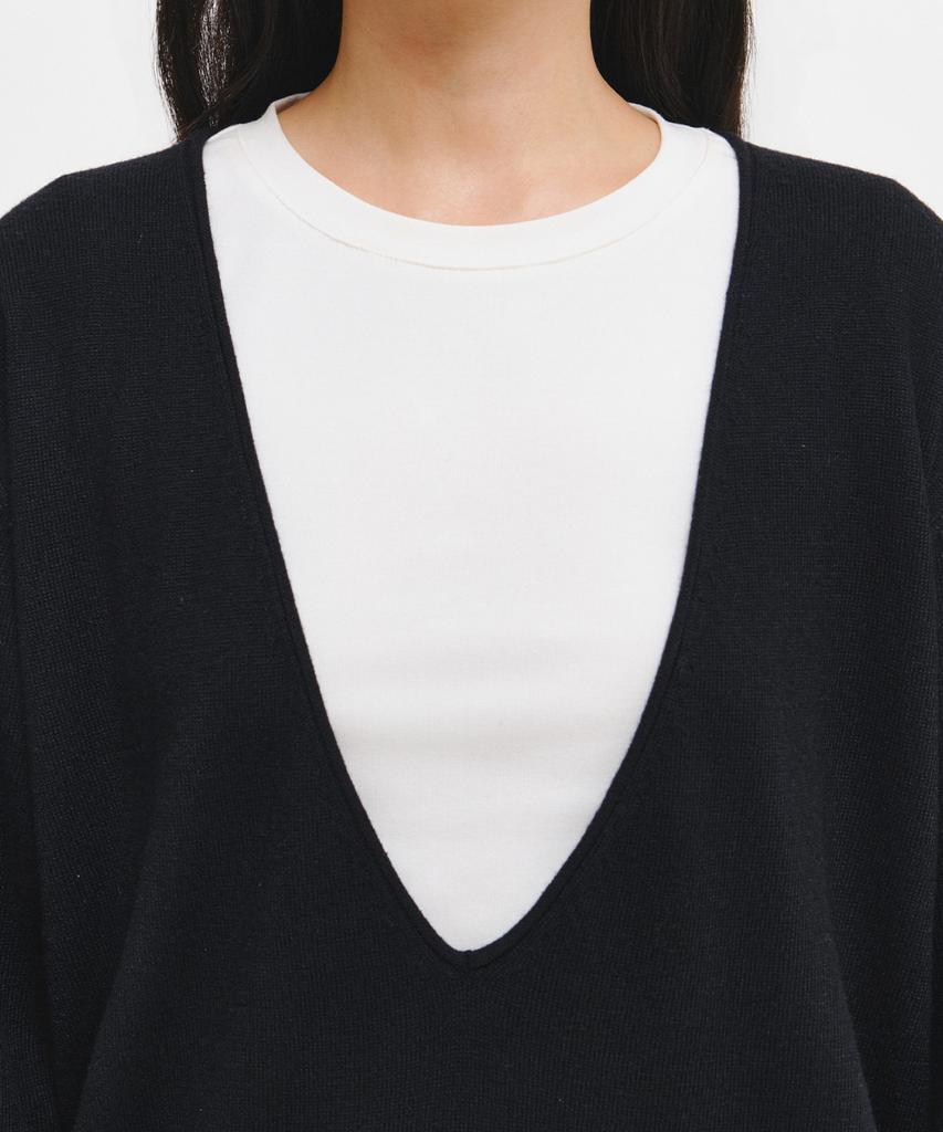 GENERALIDEA [Bora Pick] Deep V-Neck Loose Fit Knit Pullover [Black] / Gf3Lkp506