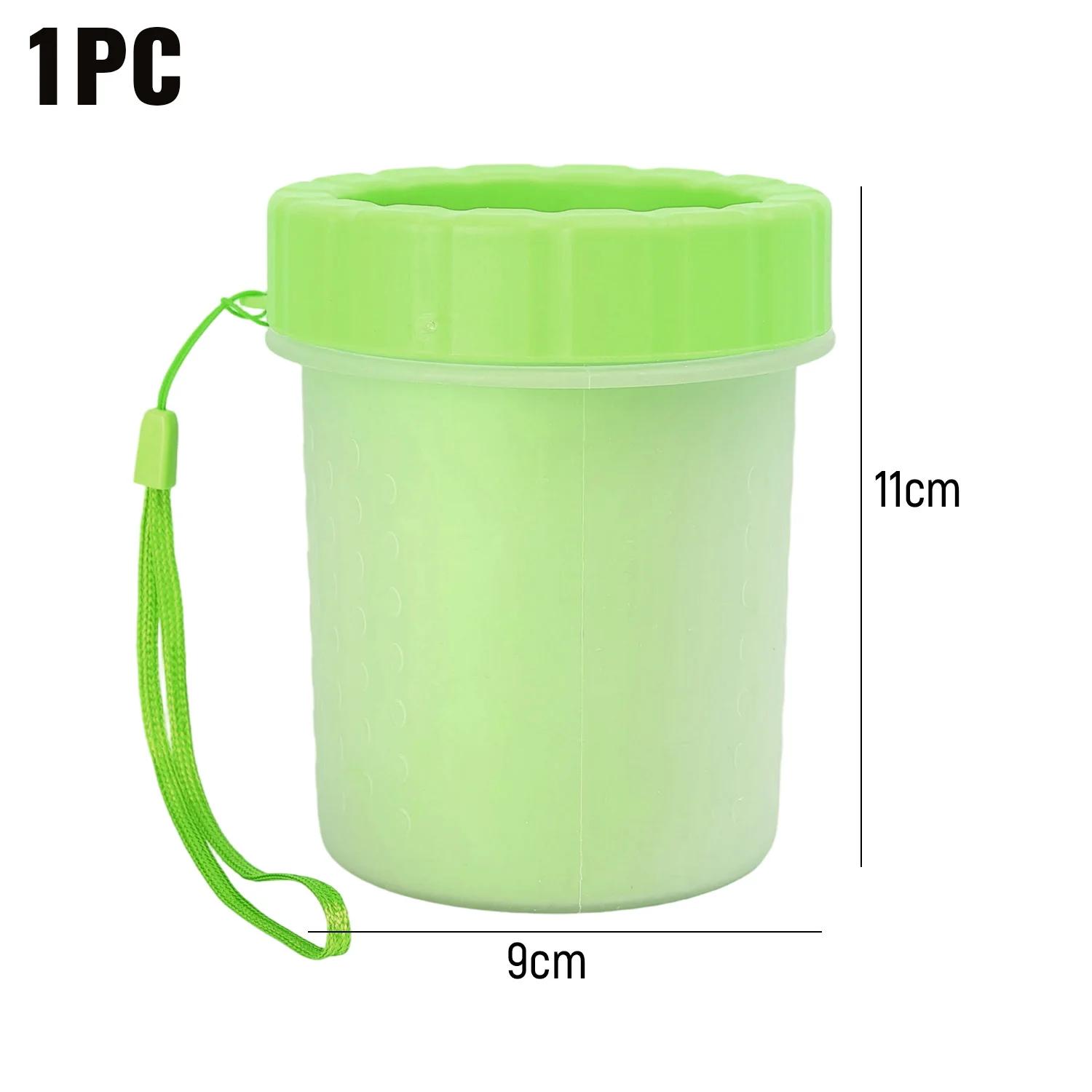 

Portable Dog Paw Cleaner Cup Soft Silicone Bristles Pet Foot Washer for Muddy Paws Quick Cleaning Tool зелений