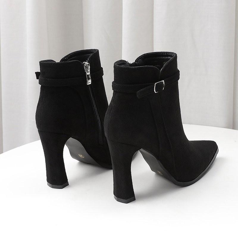 2026 Autumn and Winter New Fashion Korean Version Suede Pointed Toe Women's Block Heel High Heels Colorblock Booties