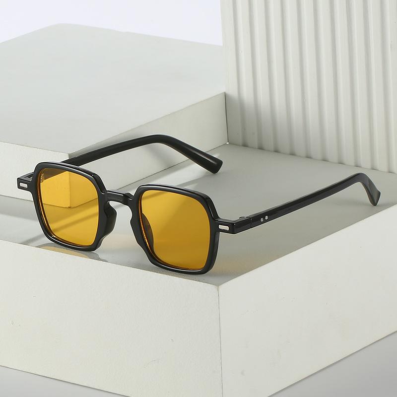 Retro square sunglasses, European and American fashion rice-ordered leopard print glasses, simple literary sunglasses for women