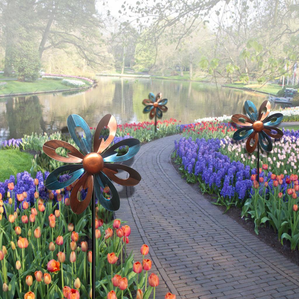 Decorative Rotating Iron Pinwheel Ornament Rural Ironwork Wind Spinner Easy Installation for Garden Yard Red Copper