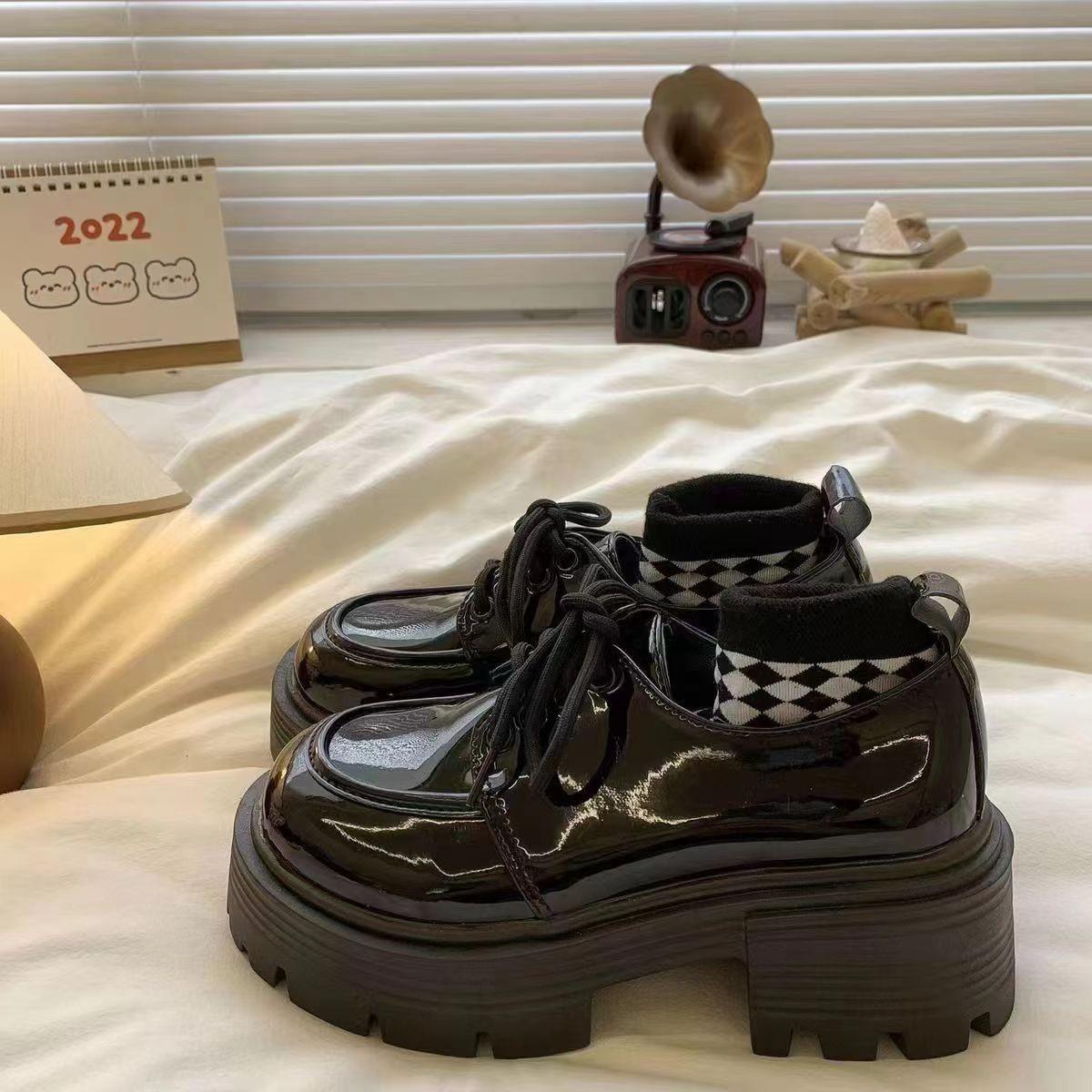 

Туфли на толстом каблуке и высокой платформе, женские весенне-летние 2025, новые в британском стиле, ретро, универсальные, на шнуровке, одинарные 40