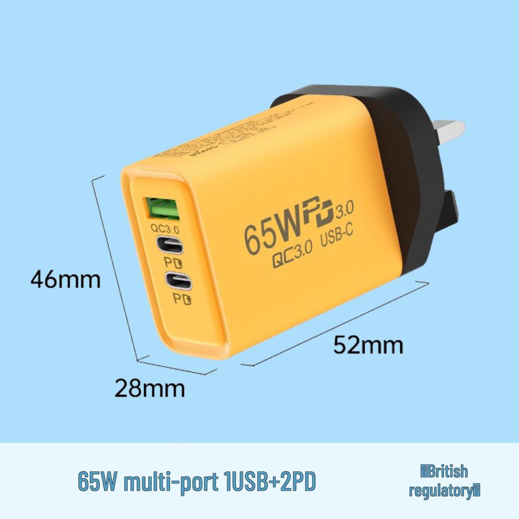 "Caricabatterie Rapido PD65W con 4 Porte USB e 2 Porte Type-C, Compatibile con Telefoni Apple e Huawei."