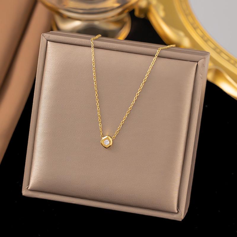 Elegant Titanium Steel Clavicle Necklace for Women - Trendy, Durable, and Fashionable