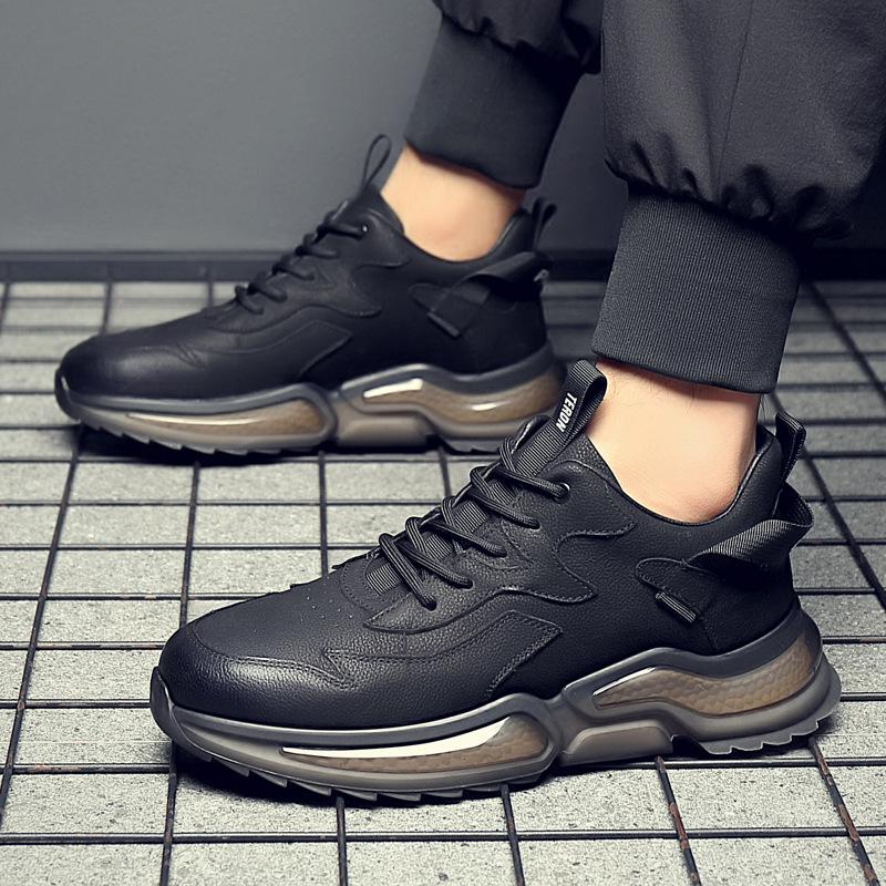 Sapatos masculinos casuais ao ar livre Tênis esportivos Homens 2025 Nova moda Outono Tendência Juventude Sola macia Preto Sapatos masculinos da moda Tamanho 38-44