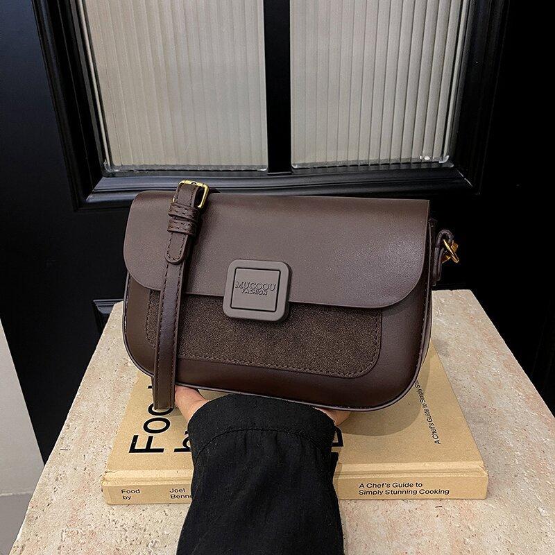 Retro simple and atmospheric fashion tofu bag autumn and winter versatile small square bag niche shoulder messenger bag