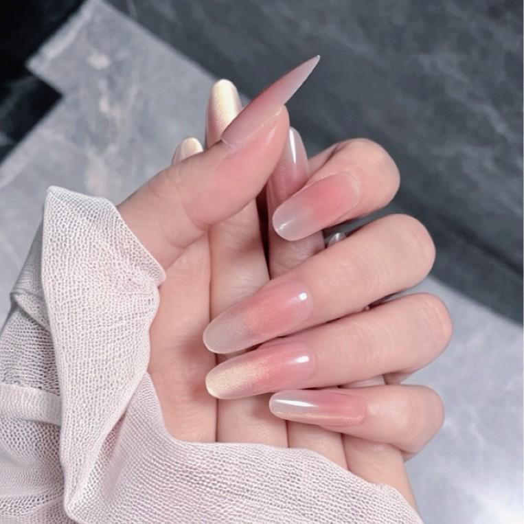 Gilded Peach Mist: Nude Pink Gradient Cat Eye Press-On Nails with Gentle Whitening Tips