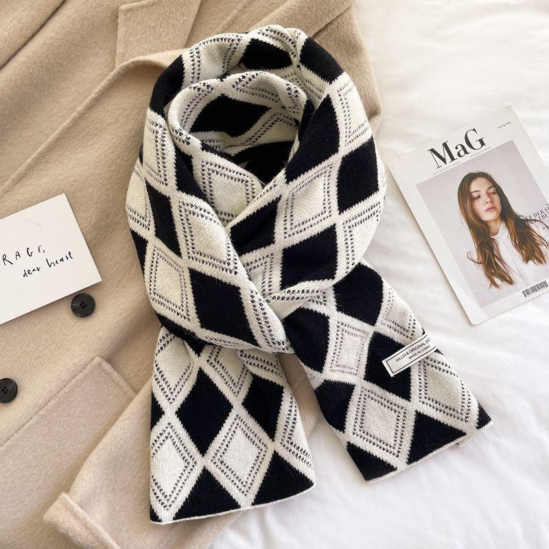Korean Version of Arctic Velvet Rhombus Plaid Scarf for Women Winter Literary Retro Knitted Wool Shawl Warm Student Scarf