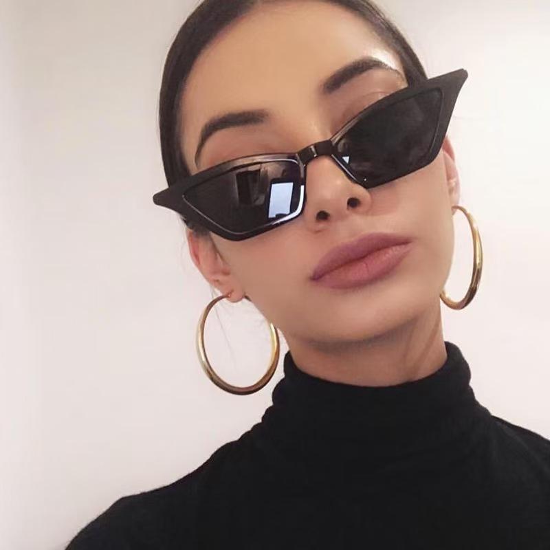 New Vintage Triangle Cat-Eye Sunglasses For Women High-End Trendy Hipster Girl Beach Glasses Outdoor Travel Camping Eyewear