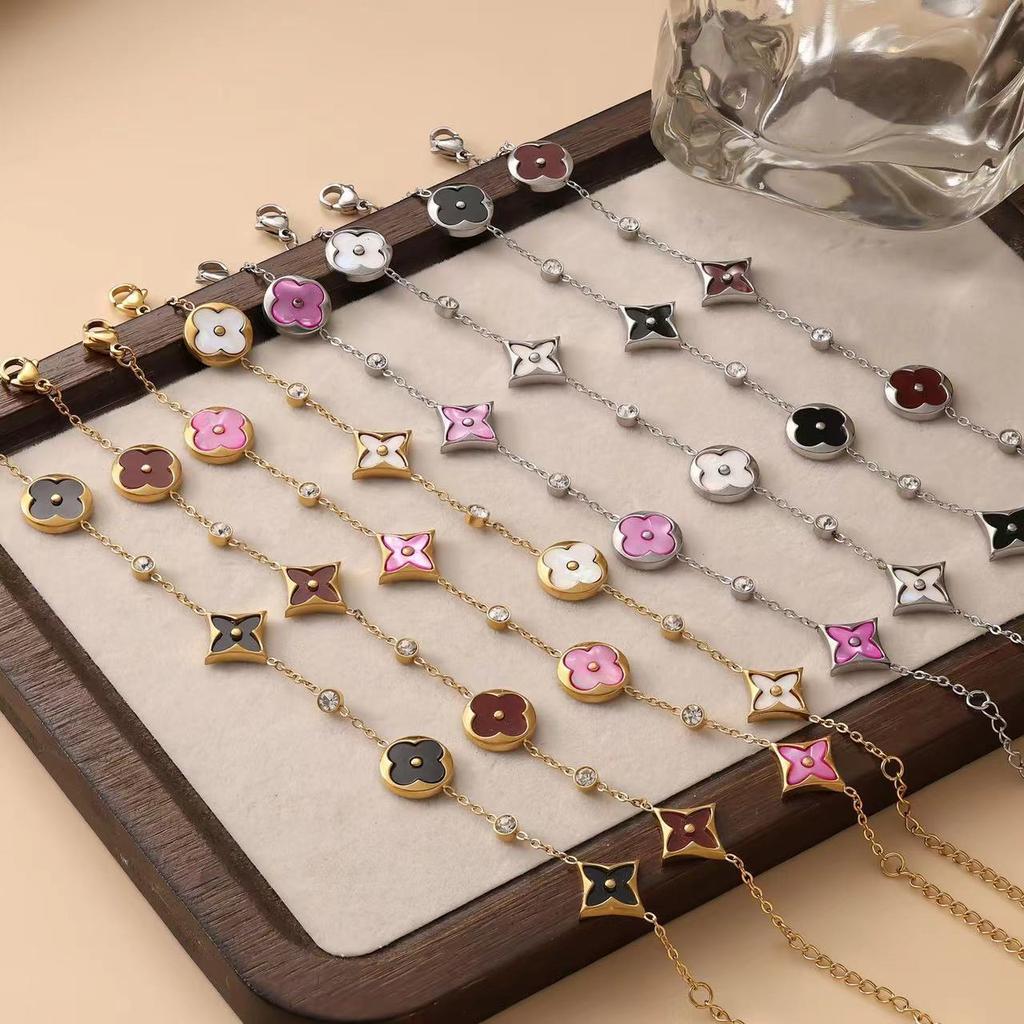 Titanium steel non fading clover bracelet, shell five flower 18K bracelet