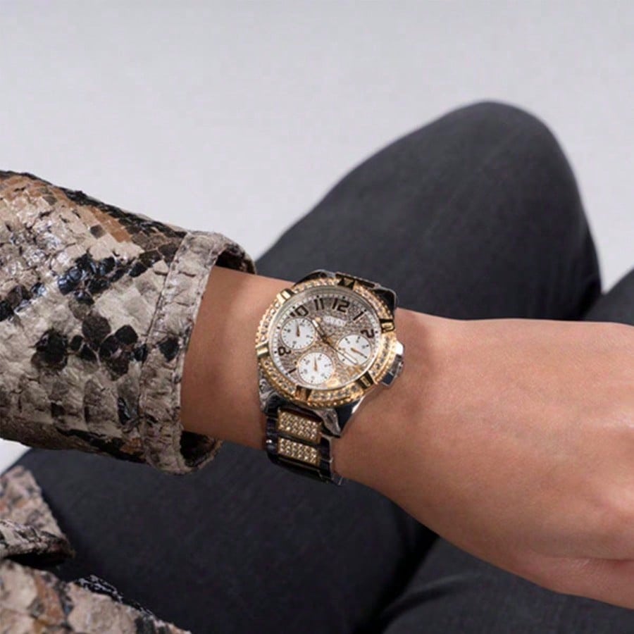 GUESS Women's Quartz Watch W1156L5