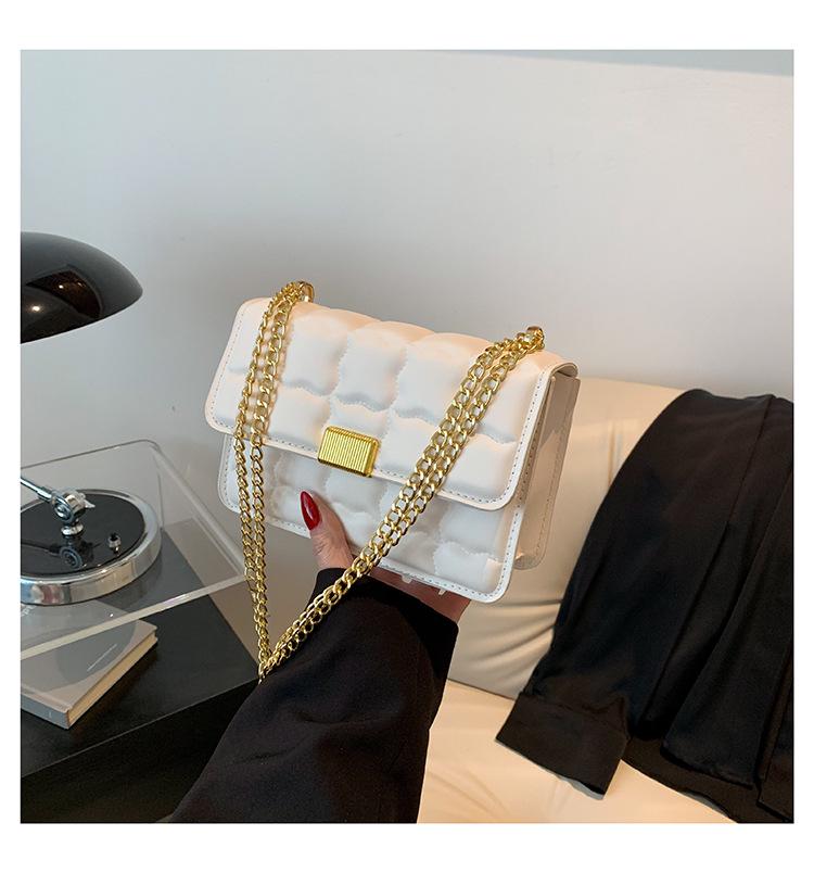 

2024 Сумка кроссбоди с вышивкой аргайл на цепочке - Модная универсальная женская маленькая квадратная сумка белый