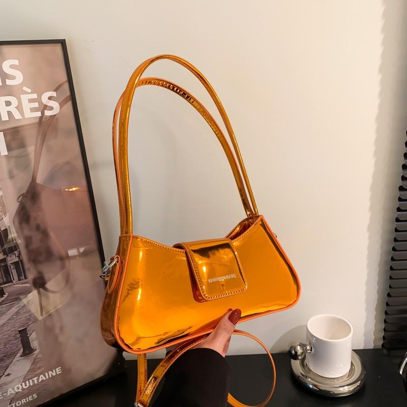 Niche Design Underarm Bag Women's New Simple Baguette Bag Personalized Fashion Shoulder Messenger Women's Bag
