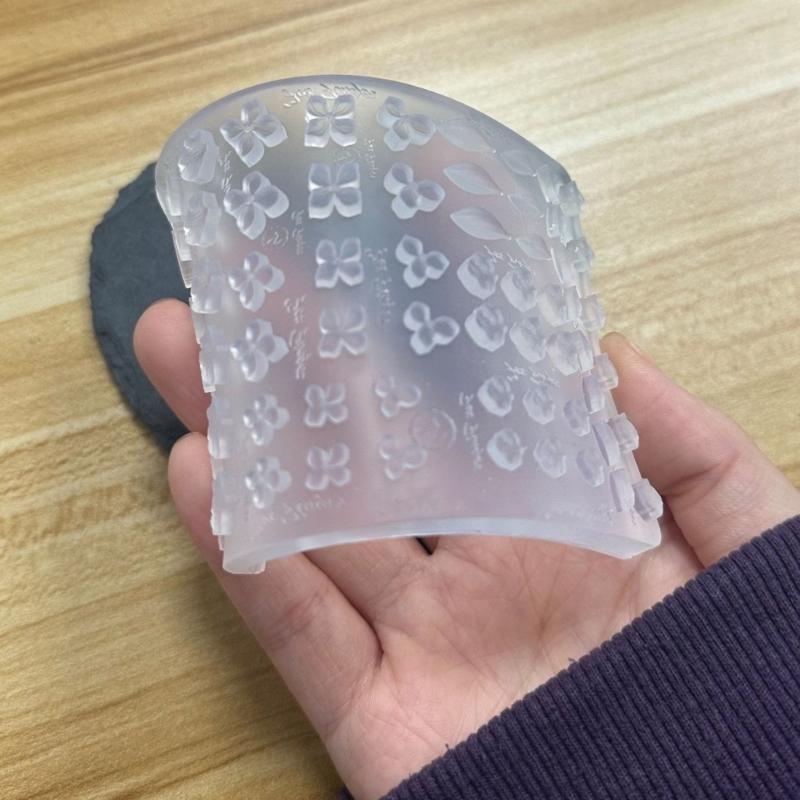 Flexible Silicone Nail Art Mold With 3D Butterfly And Leaf Embossing For Individualized Designs Thin And Washable