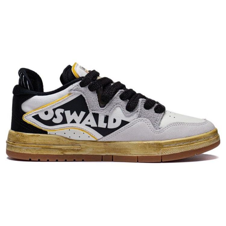 Li Ning Disney X  Weiw Pro Oswald Durable Breathable Low Top Sneakers Women sneakers White Black AECT018-1
