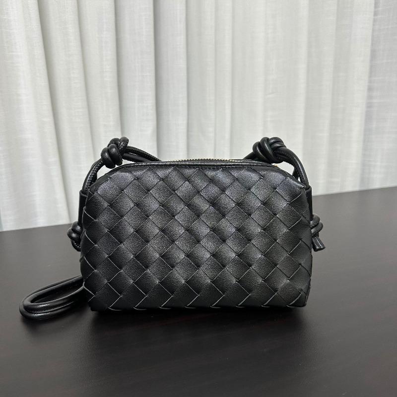 

Genuine leather handwoven bag women s versatile small square bag women s mini mobile phone bag casual cowhide shoulder messenger bag 20*14*9cm чёрный