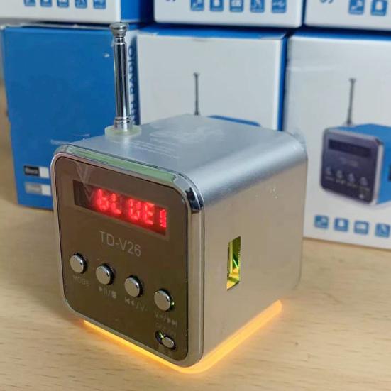 Bluetooth-compatible Mini Speaker Wireless Music Player Digital Display Stereo Sound Rechargeable Portable FM Radio Speaker