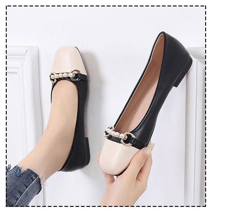 

Модные туфли на плоской подошве, женские туфли, супер большой размер 44, туфли на плоской подошве с квадратным носком, весна-осень 2024, новые универсальные туфли светлого цвета для женщин, без застежек 35 чёрный