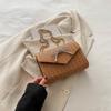 Trendy casual chain messenger bag beautiful bag 2025 summer new women's armpit bag straw woven personalized small square bag