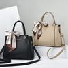 Bag messenger bag women's new women's mother bag Korean version middle-aged women's bag shoulder women's bag wholesale