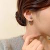 Fashion Double-Sided Pearl Stud Earrings Elegance Simple Women's Earrings Luxury Minimalist Design Pearl Earrings
