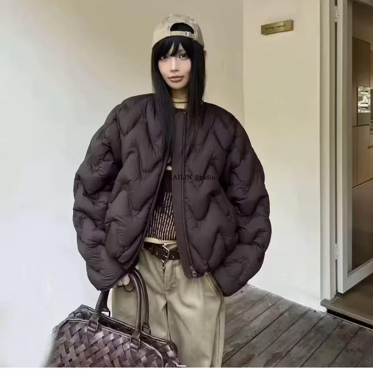 Ladies` 2026 Winter Trendy White Duck
